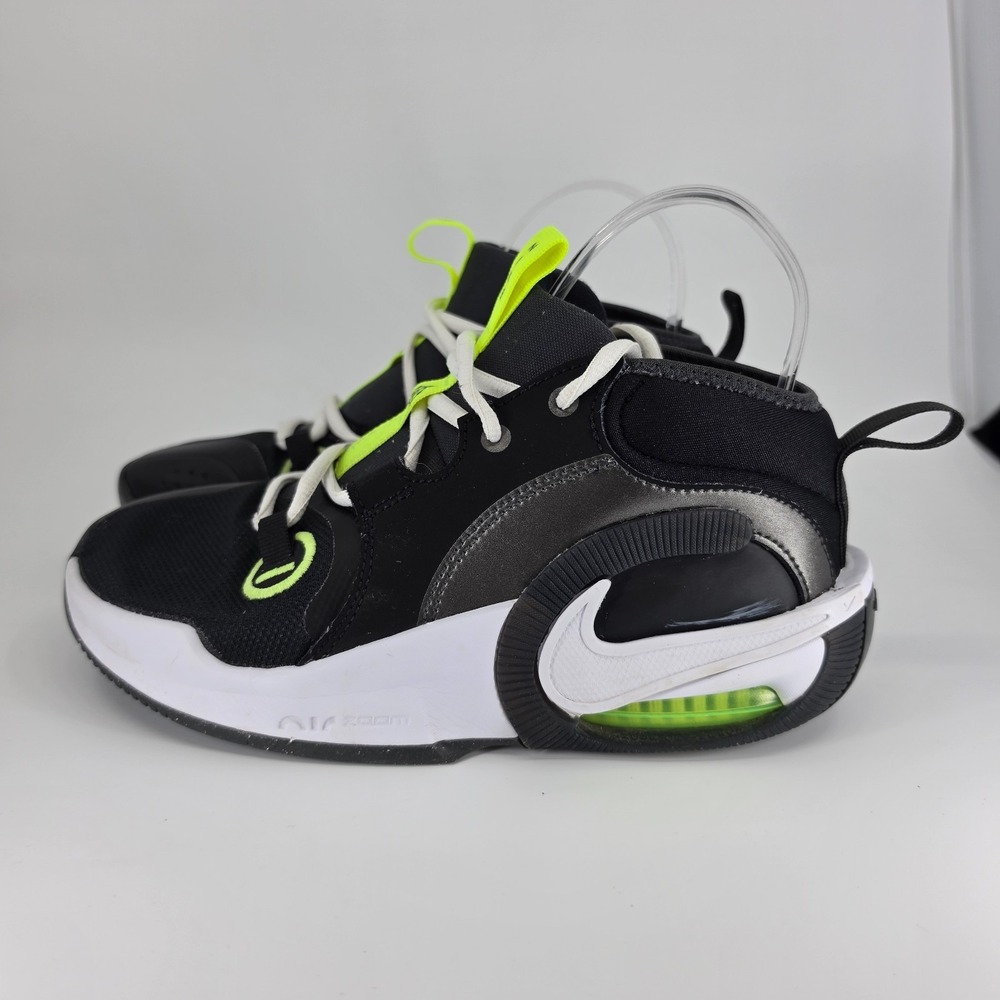 Nike Air Zoom Crossover 2 Kids Size 4.5 Black Volt White Basketball FB2689-001